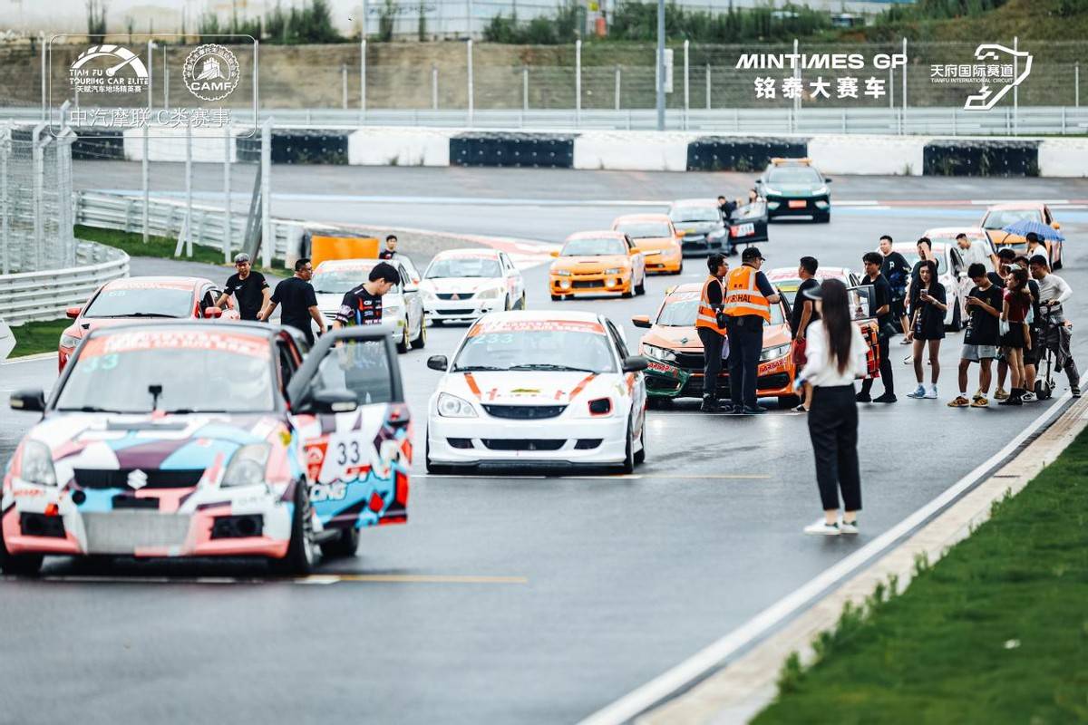 败北首场状态出色，篮网观众沸腾！，科维托娃重返赛场上演精彩一战