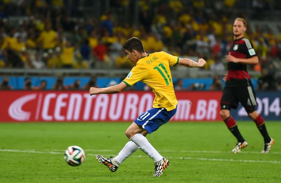 尼斯训练开放日；今夜刷新队史纪录引欢呼；中超在即；更衣室氛围转暖